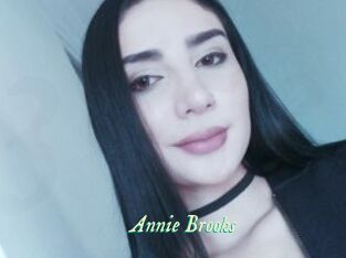 Annie_Brooks