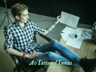A0TattooedTomas