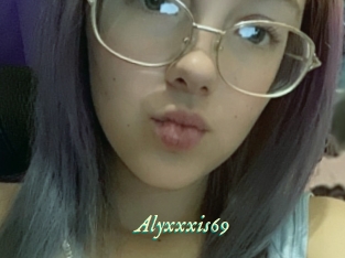 Alyxxxis69