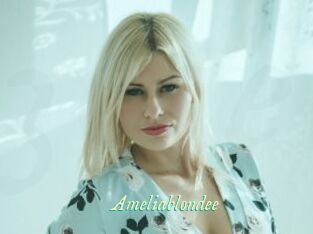 Ameliablondee