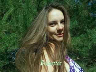 Brunettee