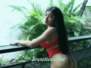 Brunettexxxhot