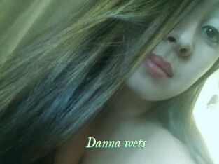 Danna_wets