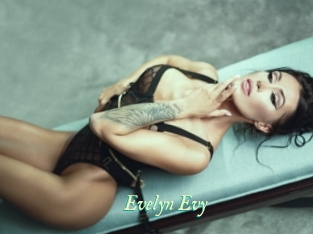 Evelyn_Evy