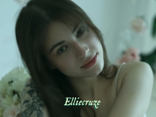 Elliecruze