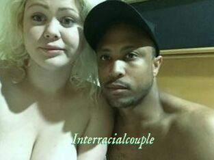 Interracial_couple_