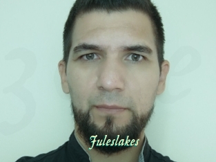 Juleslakes