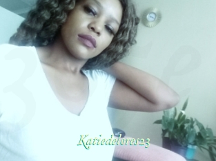 Katiedelores23