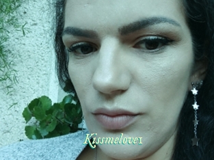 Kissmelove1