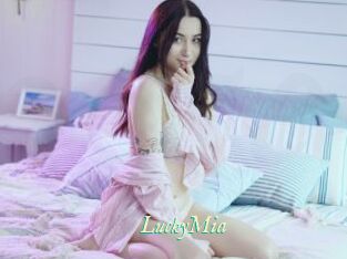 LuckyMia
