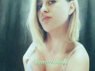 Lovelyyyblonde