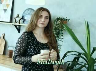 MiaDanielc