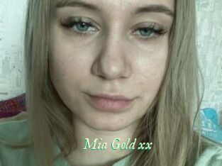 Mia_Gold_xx