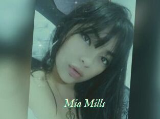 Mia_Mills