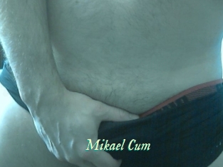 Mikael_Cum