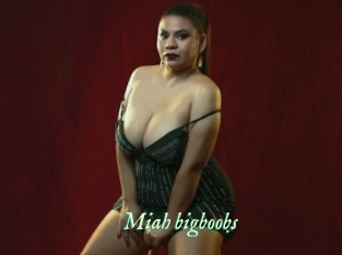 Miah_bigboobs