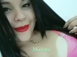 Miahottx