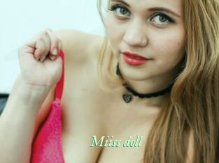 Miiss_doll
