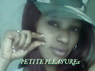 PETITE_PLEASUREx