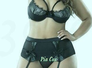 Pia_Cox