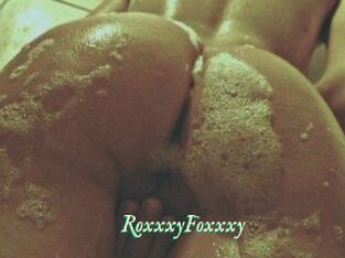 RoxxxyFoxxxy