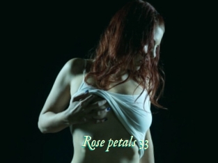 Rose_petals_33