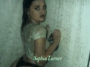 Sophia_Turner