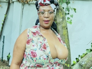 Thickjulianne31
