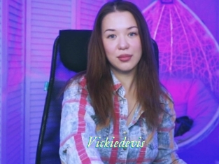 Vickiedevis
